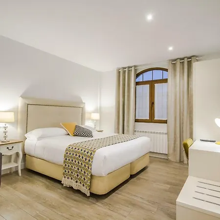 Alas Apartment Cartes